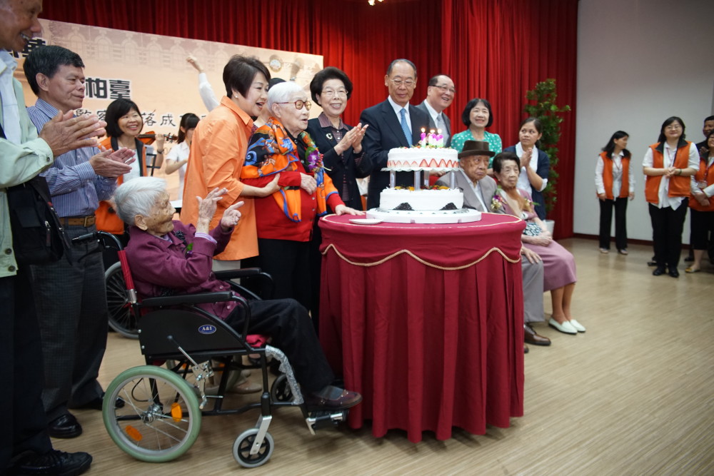 &nbsp;&nbsp;&nbsp;&nbsp;