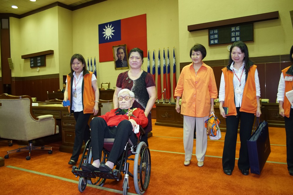 &nbsp;&nbsp;&nbsp;&nbsp;