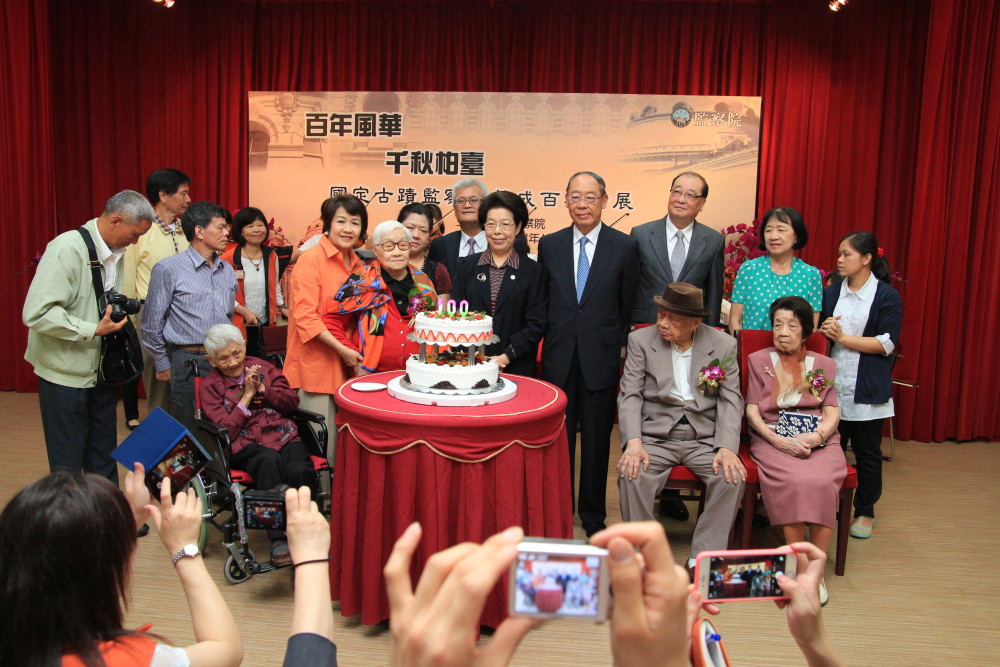 &nbsp;&nbsp;&nbsp;&nbsp;