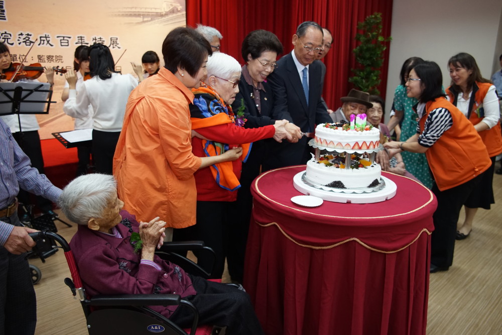 &nbsp;&nbsp;&nbsp;&nbsp;