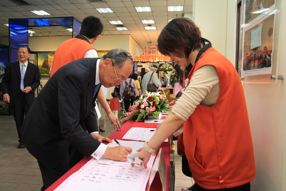 &nbsp;&nbsp;&nbsp;&nbsp;